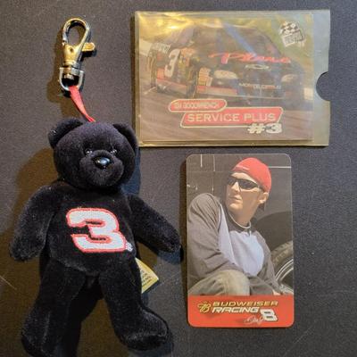 Sale Photo Thumbnail #860: Dale Earnhardt Mini Plaque & Keychains