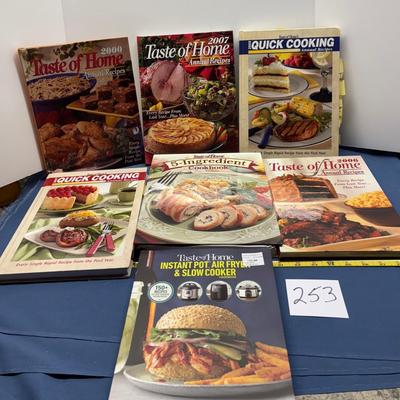 Taste of Home Cookbook Lot