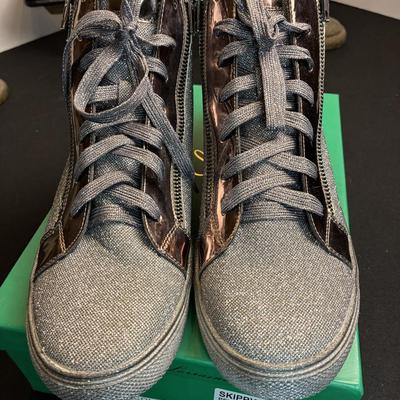 Lauren Lorraine Pewter Glitter Tennis Shoe 10