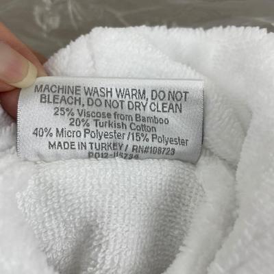 New Cariloha Luxury Spa Robe Size L/XL