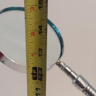 Table Top Magnifying Glass with Cast Metal Base