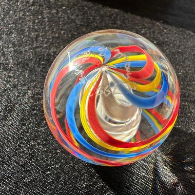 SIGNED HANDBLOWN SHRUNKEN WHITE LATTICINO SWIRL WITHIN MULTICOLORED RIBBONS