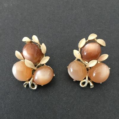 Vintage clip on earrings