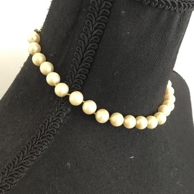 Vintage Trifari, faux, pearl choker necklace