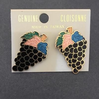 Vintage Black, grape and gold tone statement, Aries