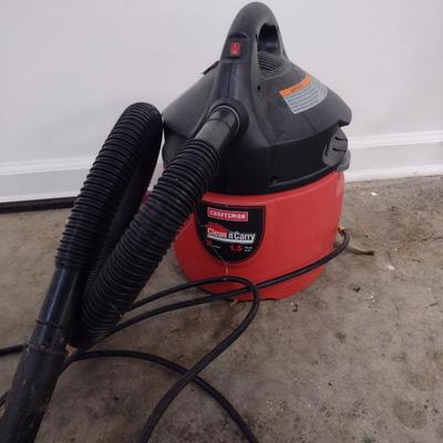 Craftsman 2 Gallon Vacuum Cleaner