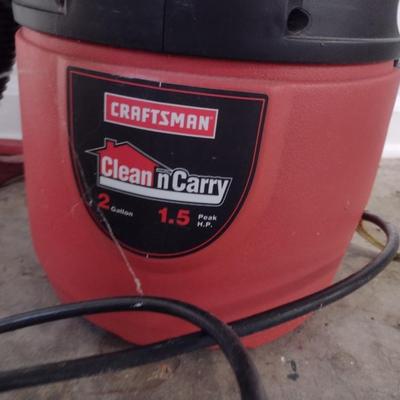 Craftsman 2 Gallon Vacuum Cleaner