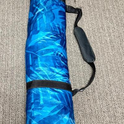 Sale Photo Thumbnail #373: Dark blue nylon walls with mesh panels to allow airflow.  Large enough to hold 2 pop-up or folding chairs.  Great for places like the beach or anyplace shade is needed. Includes carry bag and stakes. Very good used condition.