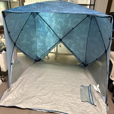 Sale Photo Thumbnail #368: Dark blue nylon walls with mesh panels to allow airflow.  Large enough to hold 2 pop-up or folding chairs.  Great for places like the beach or anyplace shade is needed. Includes carry bag and stakes. Very good used condition.