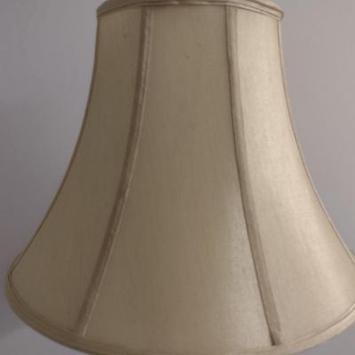 Metal Post Table Top Lamp with Shade