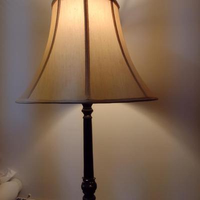 Metal Post Table Top Lamp with Shade