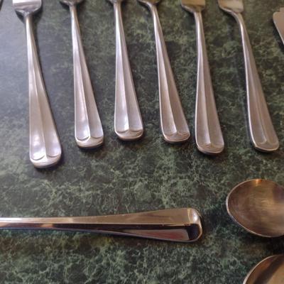 Stainless Steel Flatware- Assorted Makers- Approx Pieces
