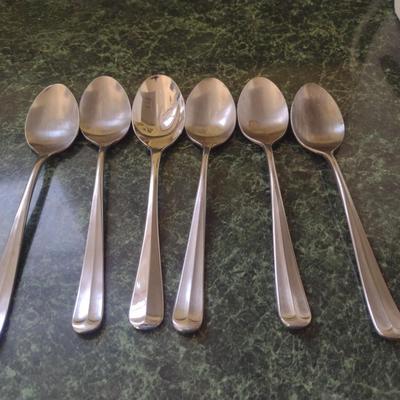 Stainless Steel Flatware- Assorted Makers- Approx Pieces