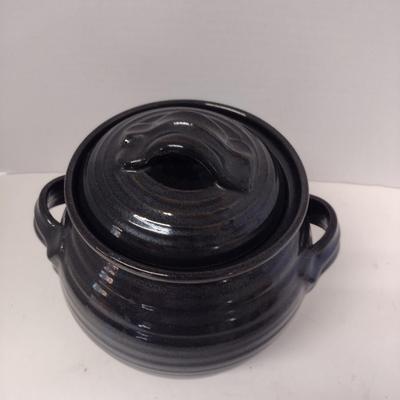 Rowantrees Pottery (Bluehill, Maine) Bean Pot with Lid