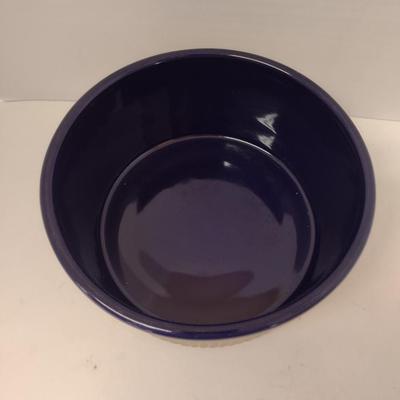 The Great American Stoneware Factory Souffle Dish