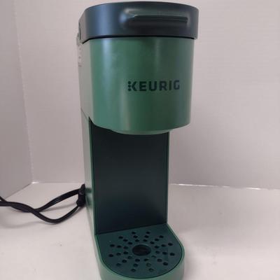 Keurig Coffee Maker: Model K-Mini
