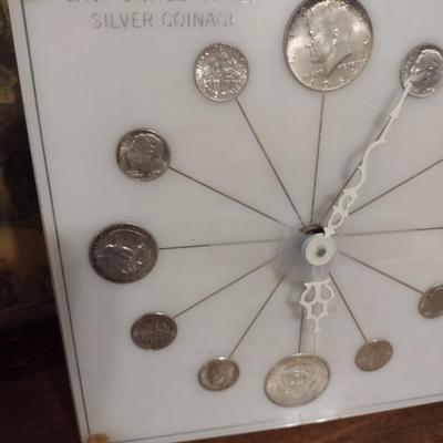 Last United States Silver Change Battery Operated Clock Genuine Coins of 1964