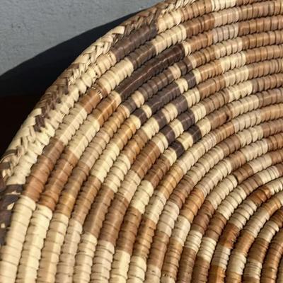 Vintage Handwoven Pakistani Coiled Basket Plate Tray – 14" Sunburst Geometric Design