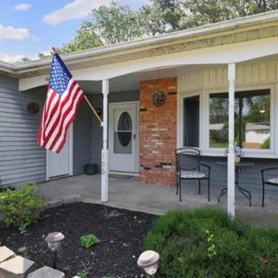 Sale Photo Thumbnail #2