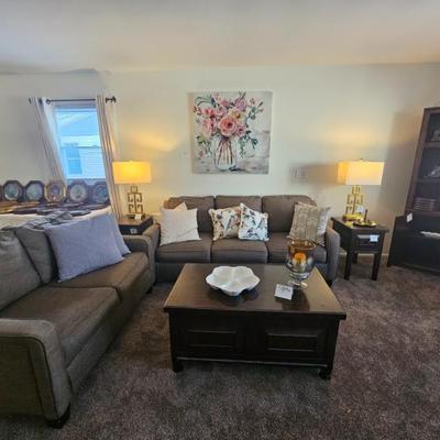 Sale Photo Thumbnail #23