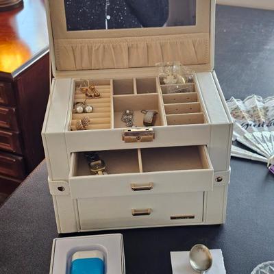 Sale Photo Thumbnail #80