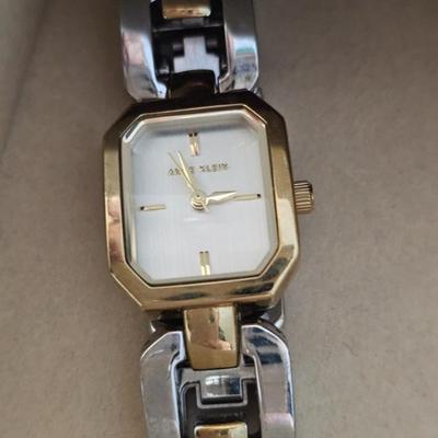 Sale Photo Thumbnail #85