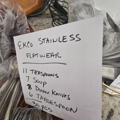 Sale Photo Thumbnail #191