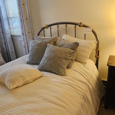 Sale Photo Thumbnail #316