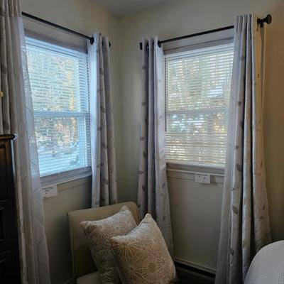 Sale Photo Thumbnail #327