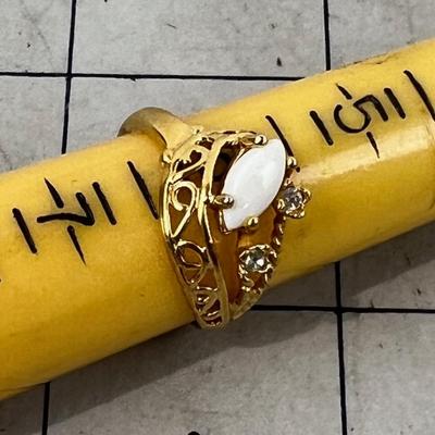 18K HE Gold Opal Ring 