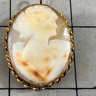 Gold CAMEO Marked 1/20th / 12 K Gold 