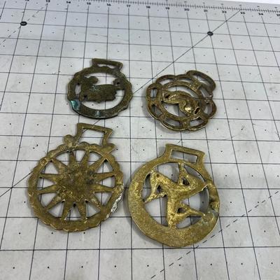 4 Horse Brasses Including a Pisces  and Aries 