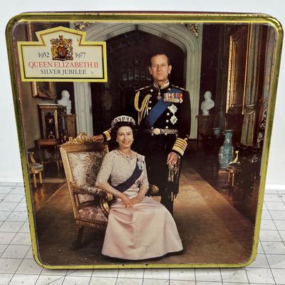 Queen Elizabeth Silver Jubilee 1977 Tin 