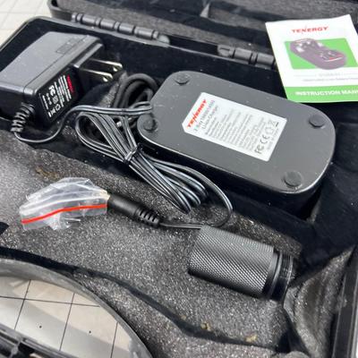 TENERGY Lithium Flashlight 