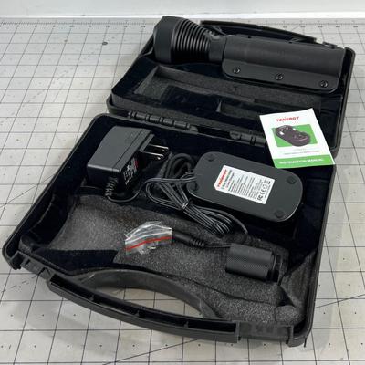 TENERGY Lithium Flashlight 