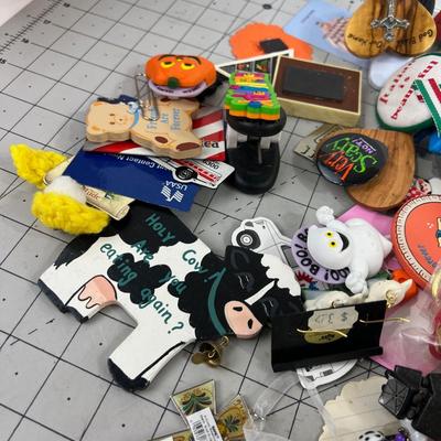 Huge Pile of Fridge Magnets & Stuff