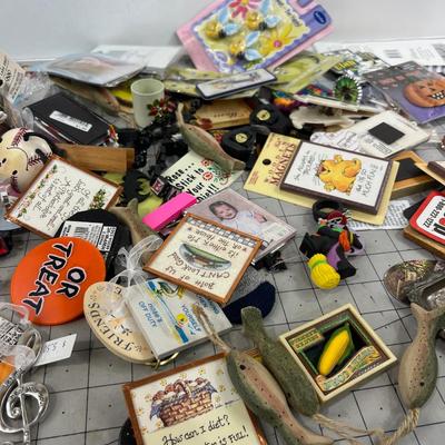 Huge Pile of Fridge Magnets & Stuff