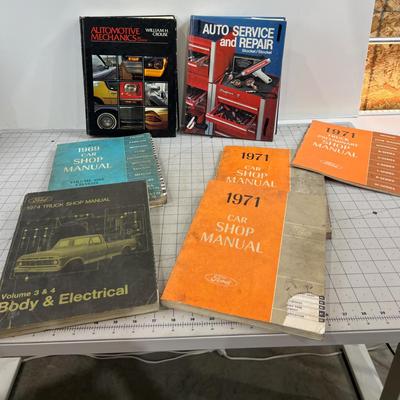 AUTOMOTIVE VINTAGE BOOKS; Mechanic, Shop Manuals and Repair Guides. 