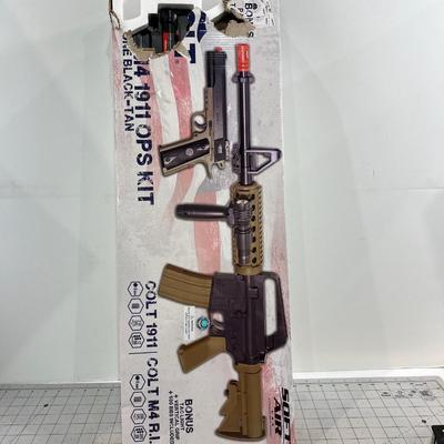 COLT Rifle and Pistol Air Soft Set NEW in the Box