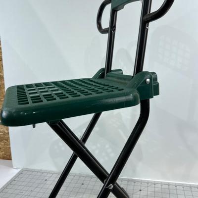 Folding Seat for the outdoors