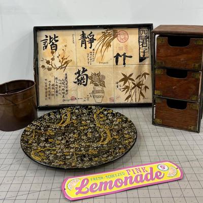 Grouping of Decorative Items