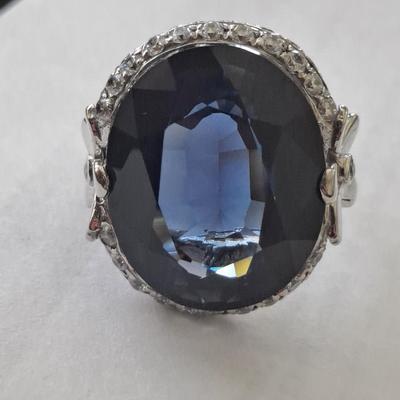GIA CERTIFIED LAB GROWN SAPPHIRE RING