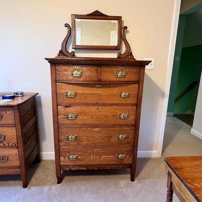 Oak Tall Boy Dresser With Beveled Mirror (UB1-RG)