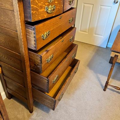 Oak Tall Boy Dresser With Beveled Mirror (UB1-RG)