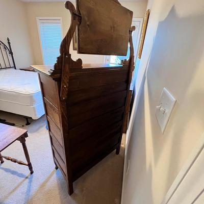 Oak Tall Boy Dresser With Beveled Mirror (UB1-RG)