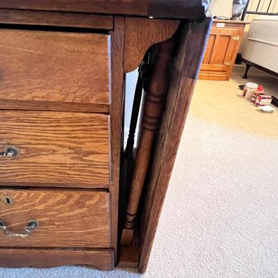 Unique Oak Folding/Expandable Desk/Nightstand (UB1-RG)