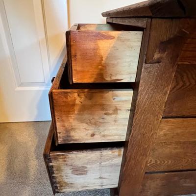 Unique Oak Folding/Expandable Desk/Nightstand (UB1-RG)