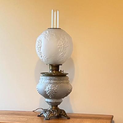 Glass & Brass Victorian Style Lamp (UB1-RG)