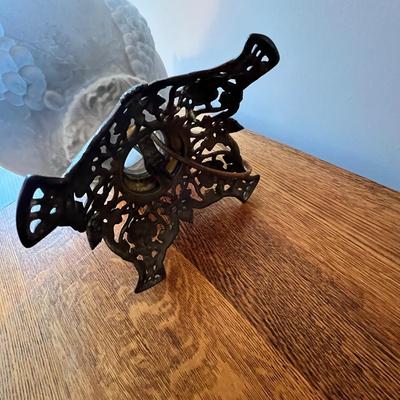 Glass & Brass Victorian Style Lamp (UB1-RG)