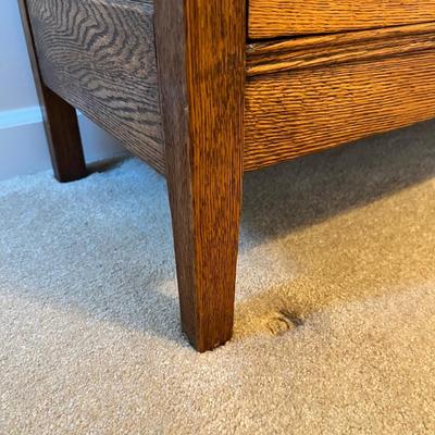 Three Drawer Oak Dresser (UB1-RG)